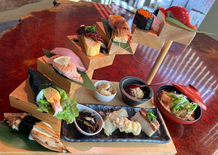 【大垣店】ごほうび階段ランチ始めました！！！