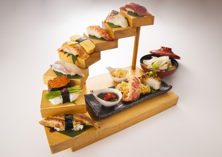 ◆高島屋前店◆大垣店大人気の木曽桧「階段ランチ」はじまりました！！